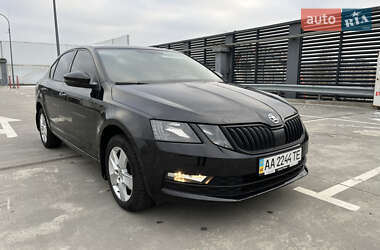 Лифтбек Skoda Octavia 2017 в Киеве