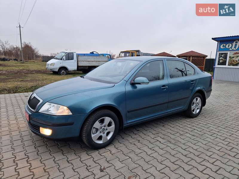 Лифтбек Skoda Octavia 2007 в Гадяче