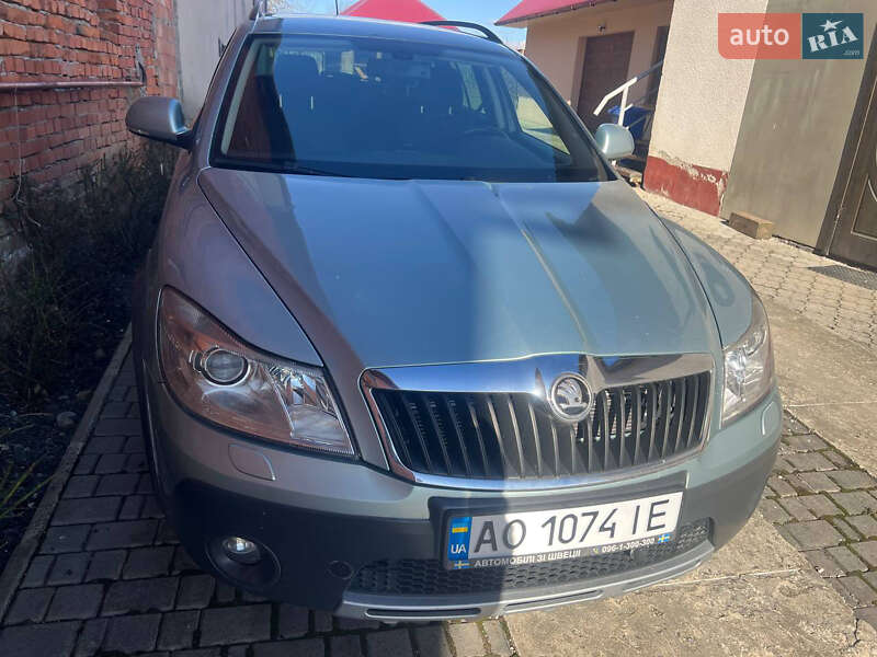 Универсал Skoda Octavia 2010 в Хусте