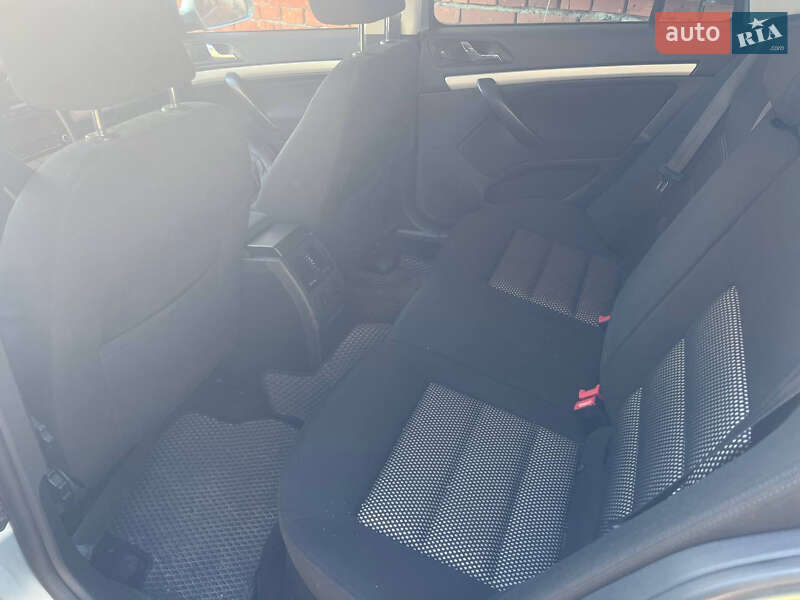 Универсал Skoda Octavia 2010 в Хусте