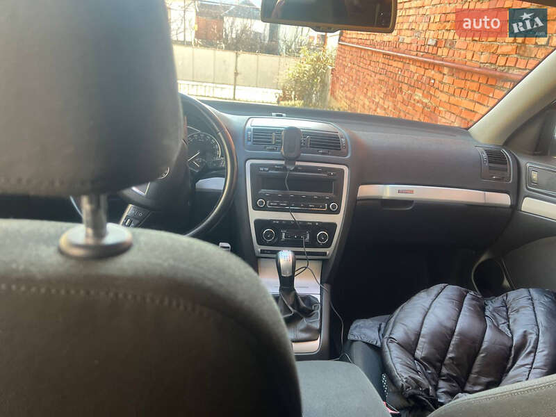 Универсал Skoda Octavia 2010 в Хусте
