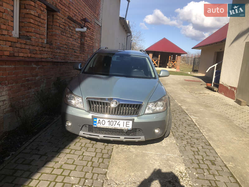 Универсал Skoda Octavia 2010 в Хусте