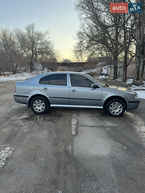 Лифтбек Skoda Octavia 2004 в Запорожье