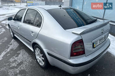 Лифтбек Skoda Octavia 2009 в Полтаве