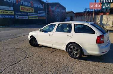 Универсал Skoda Octavia 2011 в 