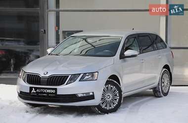 Універсал Skoda Octavia 2017 в Харкові