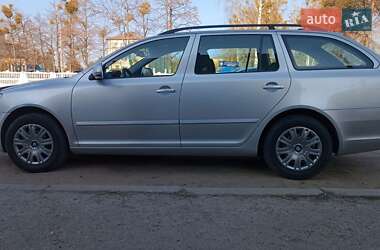 Универсал Skoda Octavia 2011 в Сарнах