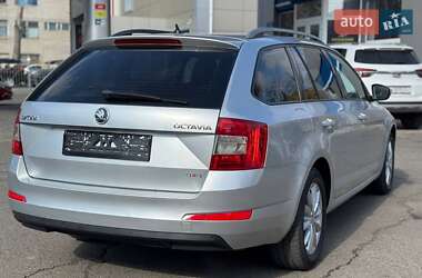 Універсал Skoda Octavia 2013 в Одесі