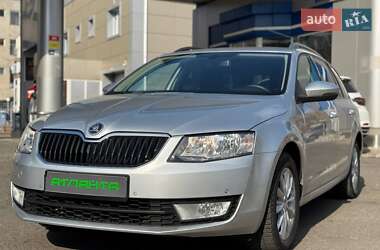 Універсал Skoda Octavia 2013 в Одесі