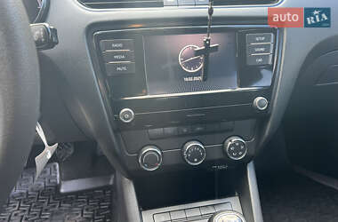 Ліфтбек Skoda Octavia 2018 в 