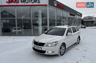 Универсал Skoda Octavia 2011 в Полтаве