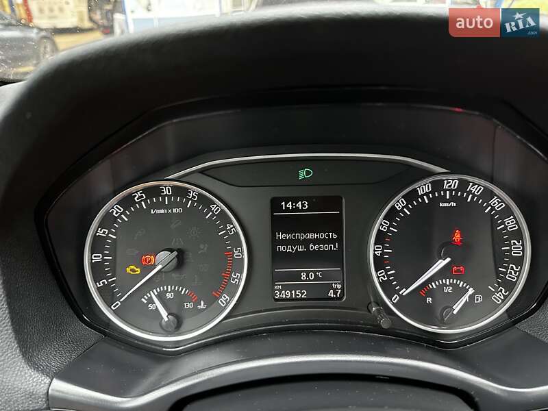 Універсал Skoda Octavia 2012 в Ужгороді