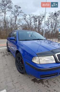 Универсал Skoda Octavia 2001 в Тараще