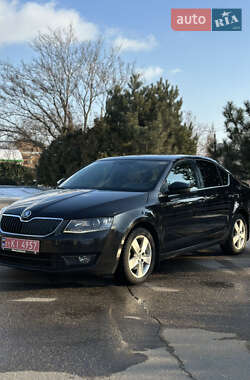 Лифтбек Skoda Octavia 2014 в Кропивницком