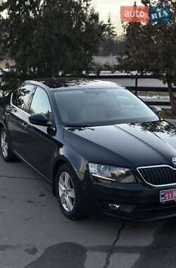 Лифтбек Skoda Octavia 2014 в Кропивницком