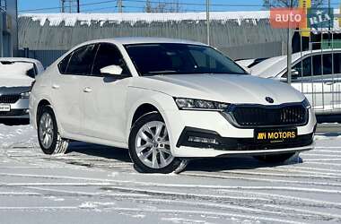 Лифтбек Skoda Octavia 2020 в Киеве