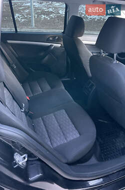 Универсал Skoda Octavia 2011 в 