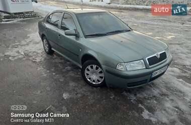 Лифтбек Skoda Octavia 2002 в Глухове