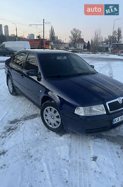 Лифтбек Skoda Octavia 2001 в Киеве