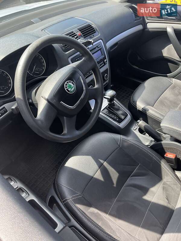Универсал Skoda Octavia 2012 в Днепре