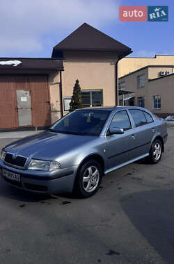 Лифтбек Skoda Octavia 2005 в Днепре