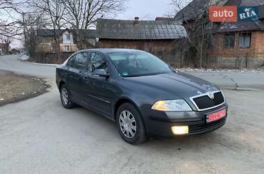 Лифтбек Skoda Octavia 2007 в Надворной