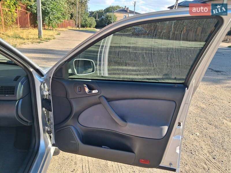 Лифтбек Skoda Octavia 2008 в Смеле