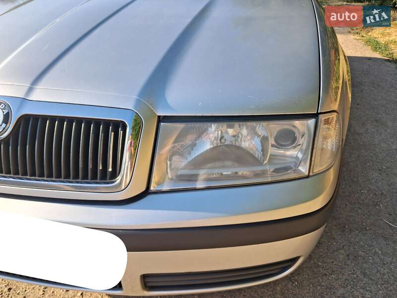 Лифтбек Skoda Octavia 2008 в Смеле