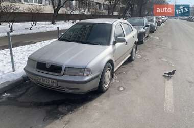 Ліфтбек Skoda Octavia 2000 в Києві