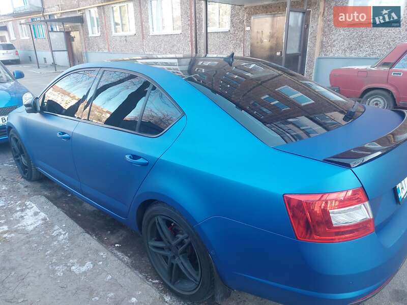 Лифтбек Skoda Octavia 2015 в Житомире