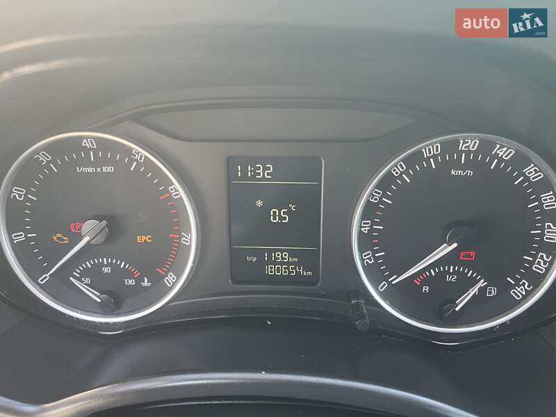 Ліфтбек Skoda Octavia 2012 в Львові фото 9 Ліфтбек Skoda Octavia 2012 в Львові