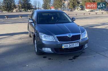 Лифтбек Skoda Octavia 2012 в Новоархангельске