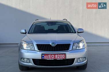 Универсал Skoda Octavia 2012 в 