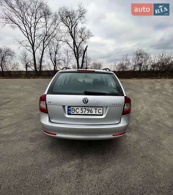 Універсал Skoda Octavia 2011 в Львові