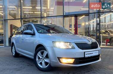 Універсал Skoda Octavia 2014 в Одесі