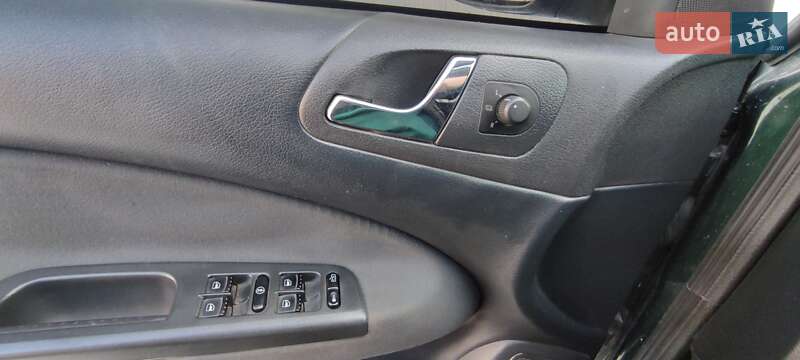 Универсал Skoda Octavia 2002 в Киеве