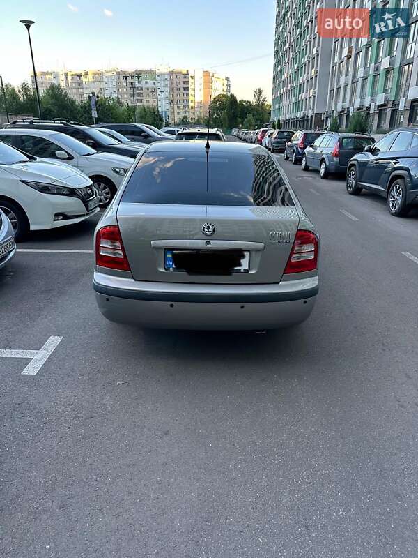 Ліфтбек Skoda Octavia 2009 в Києві