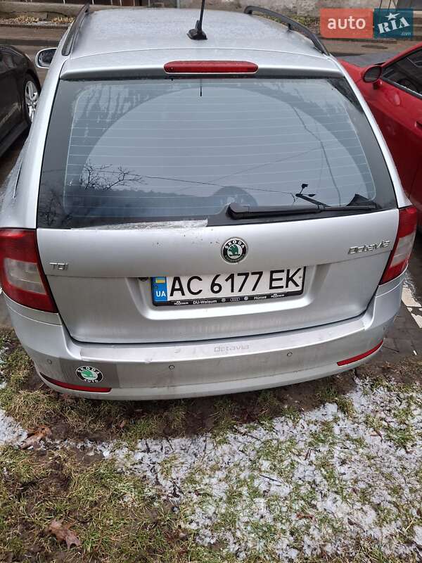 Універсал Skoda Octavia 2009 в Луцьку