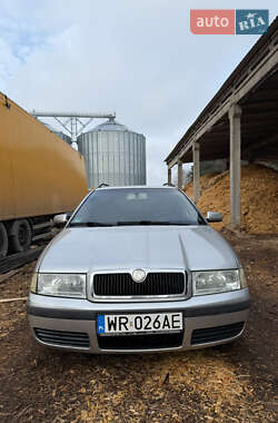 Универсал Skoda Octavia 2003 в Костополе