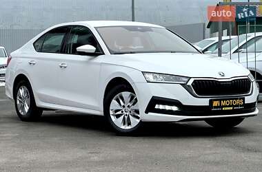 Лифтбек Skoda Octavia 2020 в Киеве