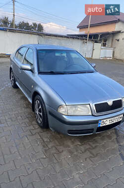 Лифтбек Skoda Octavia 2003 в 