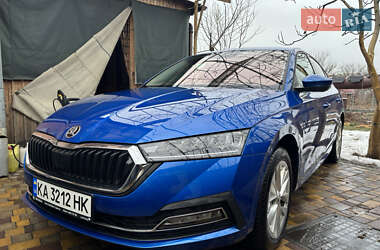 Лифтбек Skoda Octavia 2021 в 