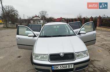 Универсал Skoda Octavia 2002 в 