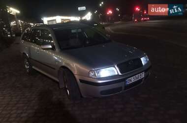 Универсал Skoda Octavia 2002 в 
