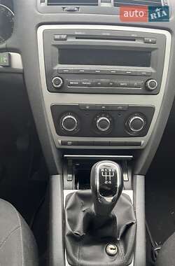 Лифтбек Skoda Octavia 2012 в 