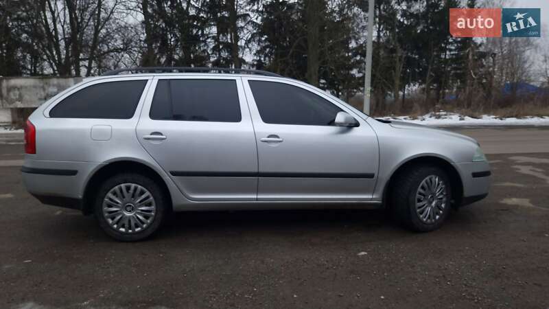 Універсал Skoda Octavia 2006 в Дніпрі