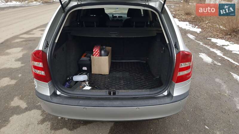 Універсал Skoda Octavia 2006 в Дніпрі
