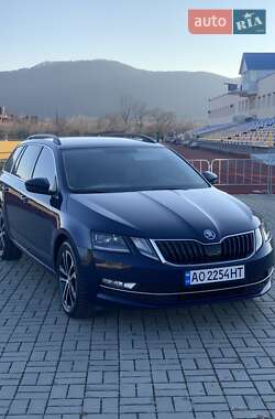 Универсал Skoda Octavia 2017 в Хусте