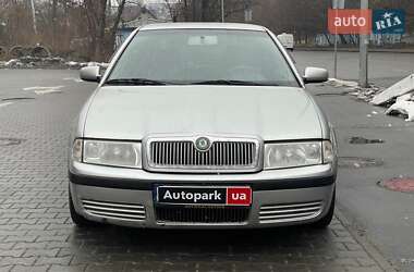 Ліфтбек Skoda Octavia 2004 в 