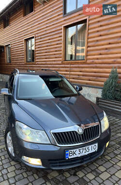 Универсал Skoda Octavia 2009 в Сарнах